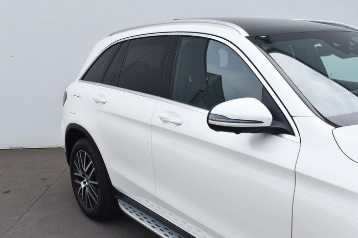 2022 Mercedes-Benz GLC-Class GLC200