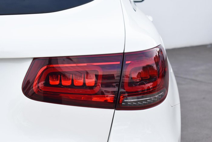2022 Mercedes-Benz GLC-Class GLC200
