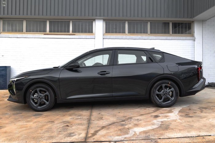 2025 Kia K4 S