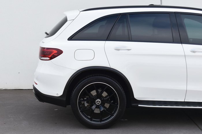 2022 Mercedes-Benz GLC-Class GLC300