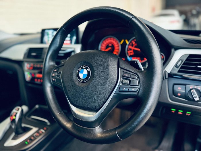 2015 BMW 3 Series 330i Sport Line F30 LCI Blue