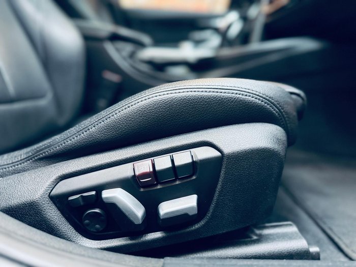 2015 BMW 3 Series 330i Sport Line F30 LCI Blue