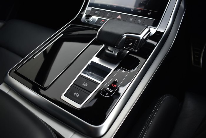2021 Audi Q7 50 TDI S line 4M MY21 Four Wheel Drive Glacier White