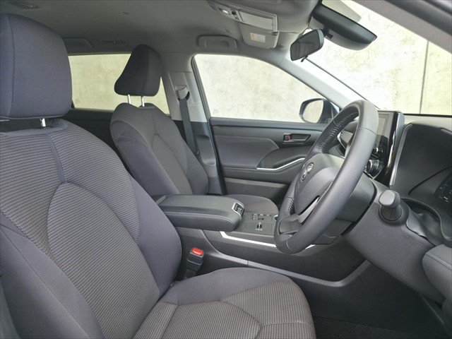 2025 Toyota Kluger GX