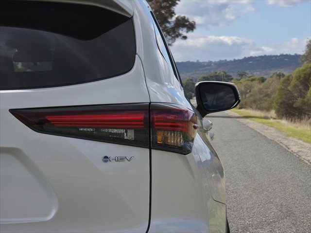 2025 Toyota Kluger GX