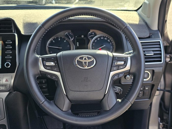 2022 Toyota Landcruiser Prado VX
