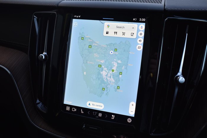 2023 Volvo XC60 Ultimate B5 Bright