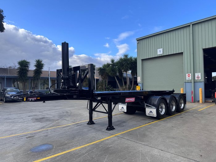 2013 Barker St3 20'Roll Back Tipping Skel