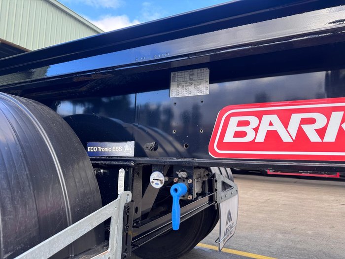 2013 Barker St3 20'Roll Back Tipping Skel Black