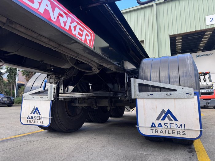 2013 Barker St3 20'Roll Back Tipping Skel Black