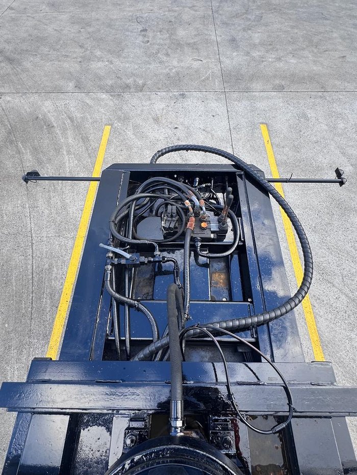 2013 Barker St3 20'Roll Back Tipping Skel Black