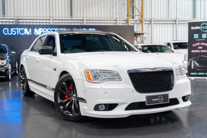 2015 Chrysler 300 SRT-8 Core Satin Vapour