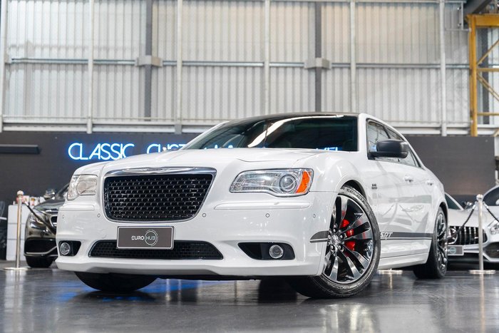2015 Chrysler 300 SRT-8 Core Satin Vapour