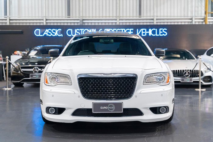 2015 Chrysler 300 SRT-8 Core Satin Vapour