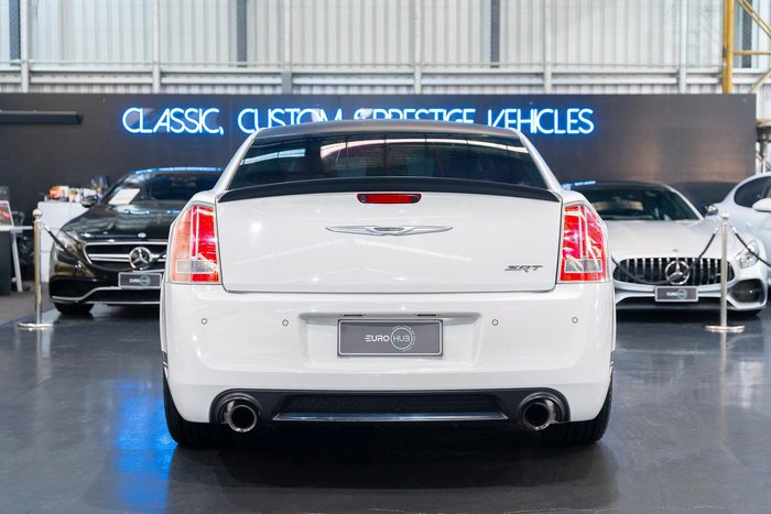 2015 Chrysler 300 SRT-8 Core Satin Vapour