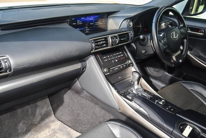2019 Lexus IS 300 F Sport
