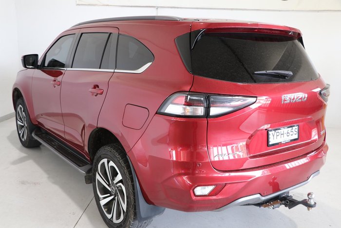 2022 Isuzu MU-X LS-T