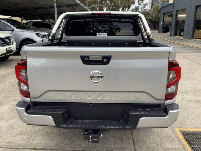 2025 Nissan Navara ST-X