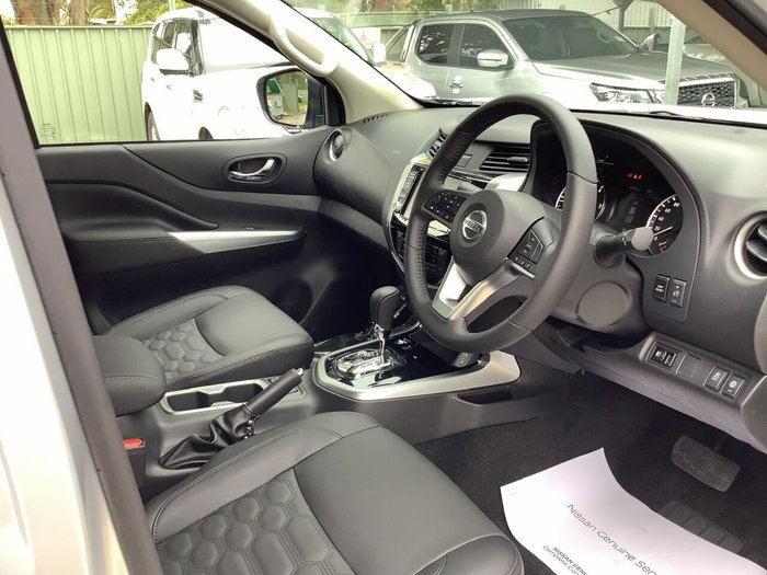 2025 Nissan Navara ST-X