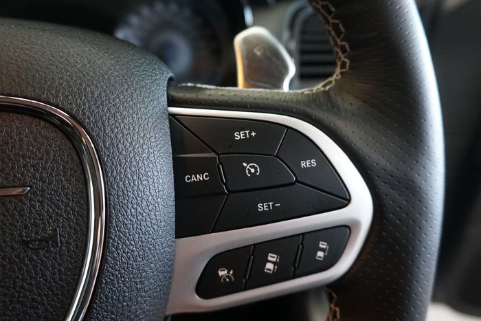 2021 Chrysler 300 SRT