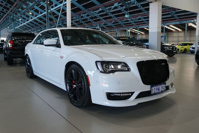 2021 Chrysler 300 SRT