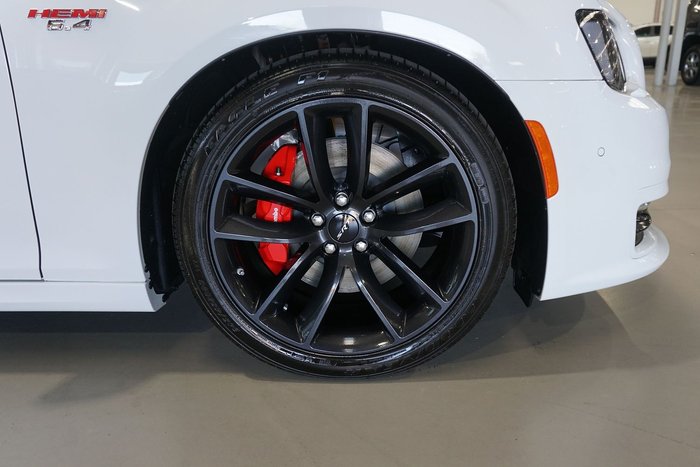 2021 Chrysler 300 SRT