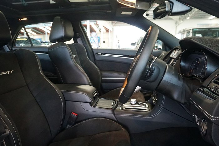 2021 Chrysler 300 SRT