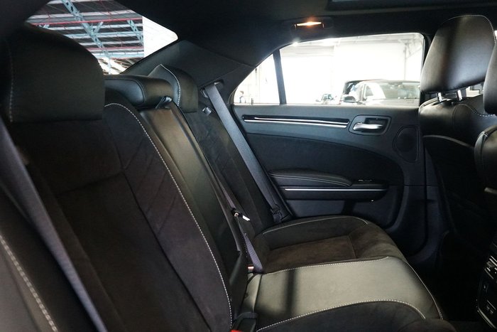 2021 Chrysler 300 SRT