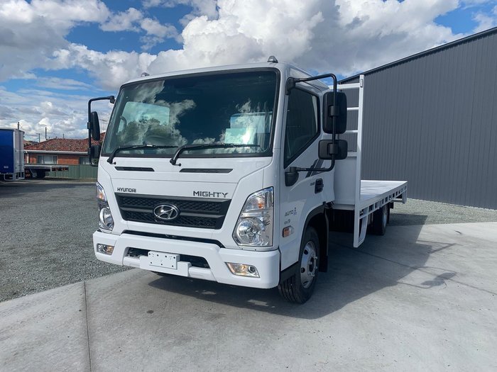 2025 Hyundai Mighty EX9 Tray White