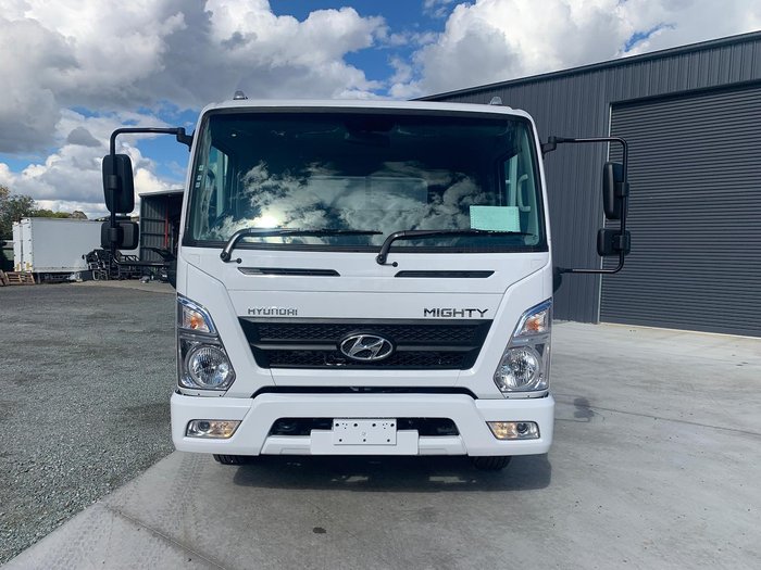 2025 Hyundai Mighty EX9 Tray White