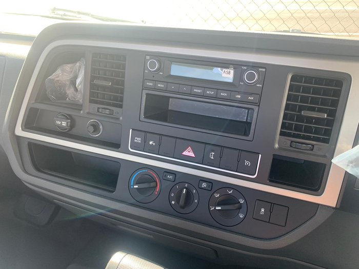 2025 Hyundai Mighty EX4/6 White