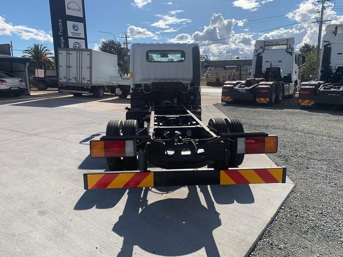 2025 Hyundai Mighty EX4/6 White