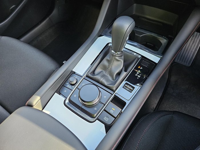 2025 Mazda 3 G25 Evolve SP