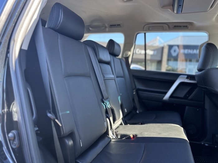 2023 Toyota Landcruiser Prado Kakadu