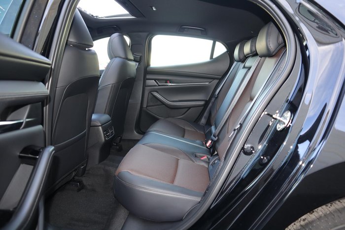2025 Mazda 3 G25 Astina