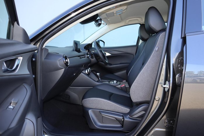 2025 Mazda CX-3 G20 Evolve