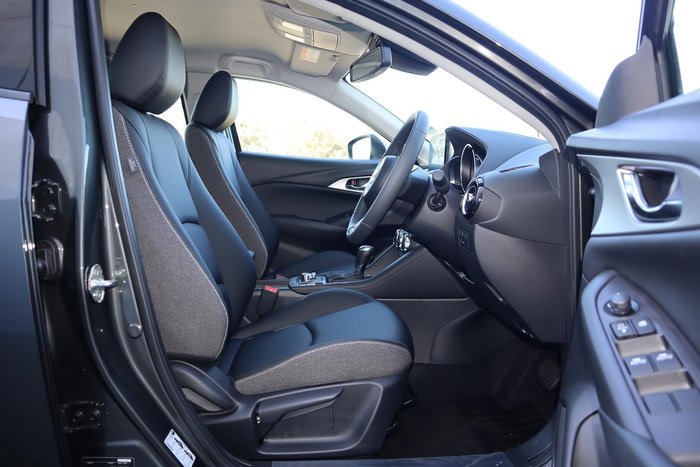 2025 Mazda CX-3 G20 Evolve