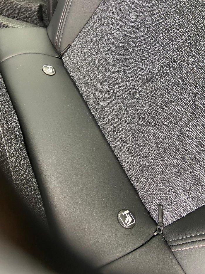 2025 Peugeot 5008 Allure Hybrid P74 MY25 Titanium Grey