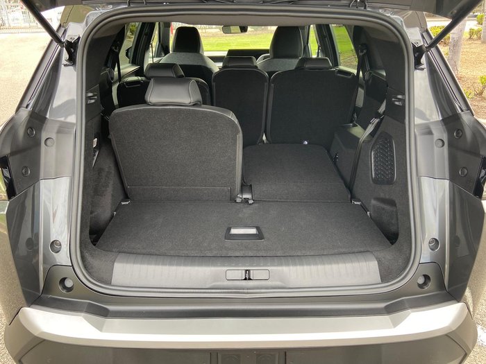 2025 Peugeot 5008 Allure Hybrid P74 MY25 Titanium Grey