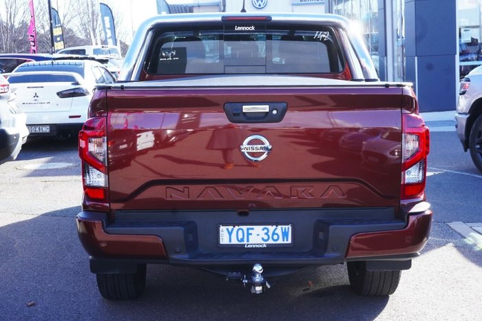 2022 Nissan Navara ST-X
