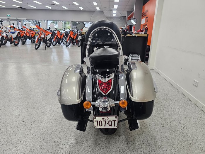 2010 Kawasaki VULCAN 1700 NOMAD Black