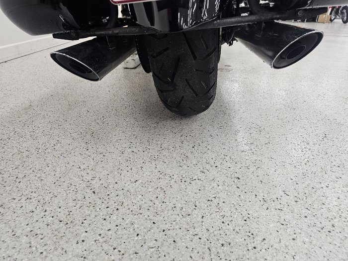 2010 Kawasaki VULCAN 1700 NOMAD Black