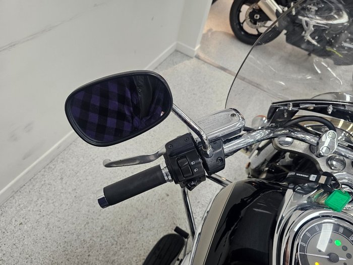 2010 Kawasaki VULCAN 1700 NOMAD Black