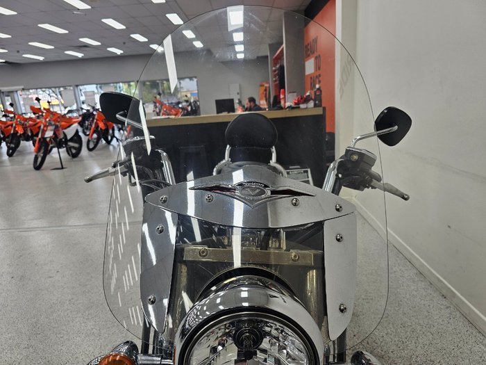 2010 Kawasaki VULCAN 1700 NOMAD Black