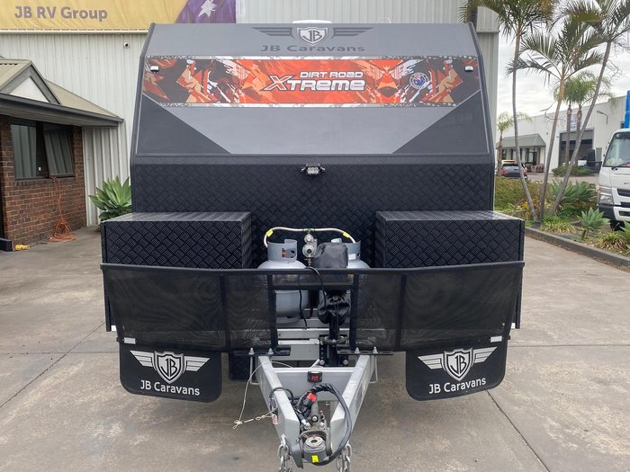 2023 JB Caravans 20'6 Dirt Road Xtreme Side Club