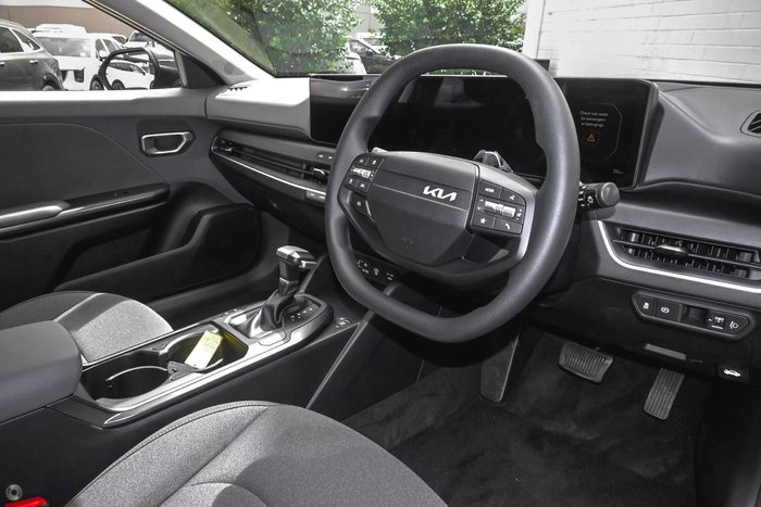 2025 Kia K4 Sport