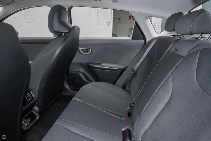 2025 Kia K4 Sport