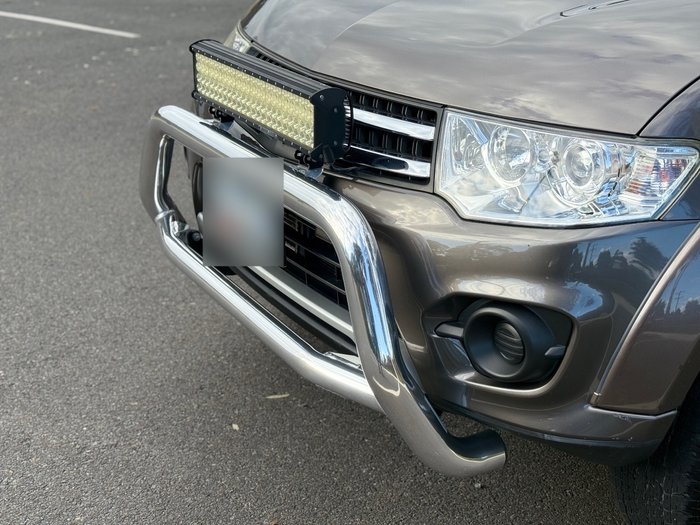 2015 Mitsubishi Challenger