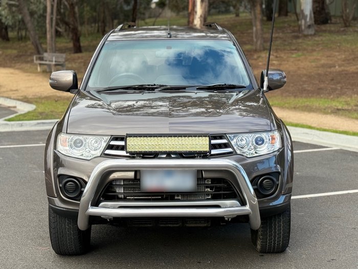 2015 Mitsubishi Challenger