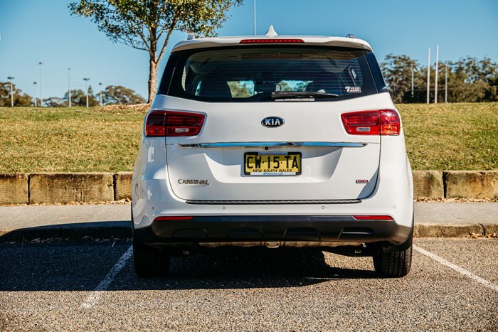 2020 Kia Carnival S